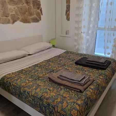 And Orange Guest house *